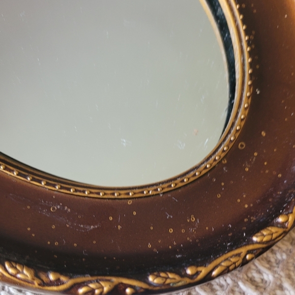 Vintage Set of 2 Oval Mirrors Traditional Farmhouse Primitive 9 x 7 Brown Frame - Picture 8 of 8